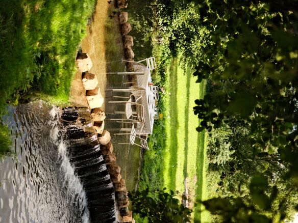 le moulin guest house dining outdoors  