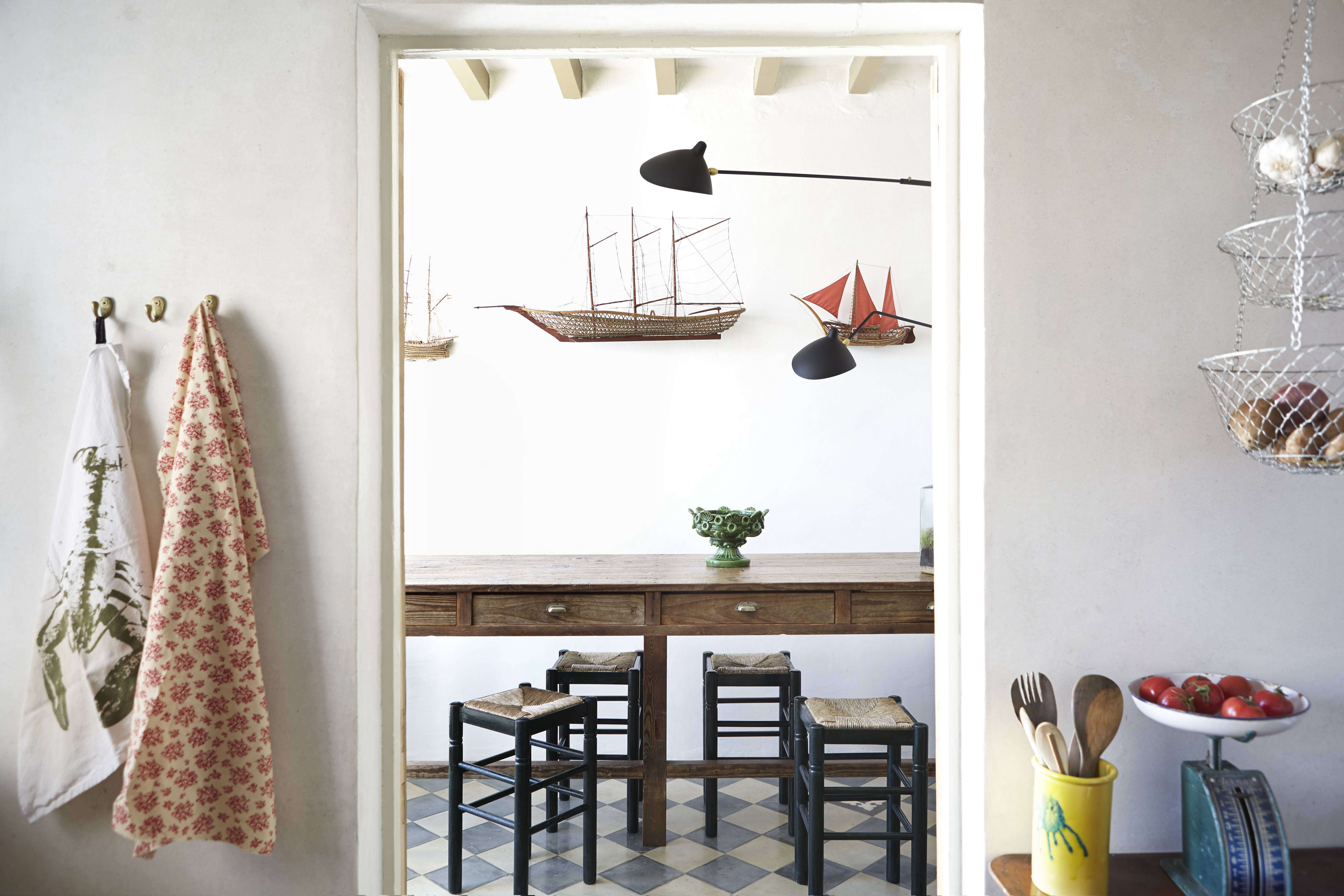kitchen of the week: embracing the old with quintana partners 12