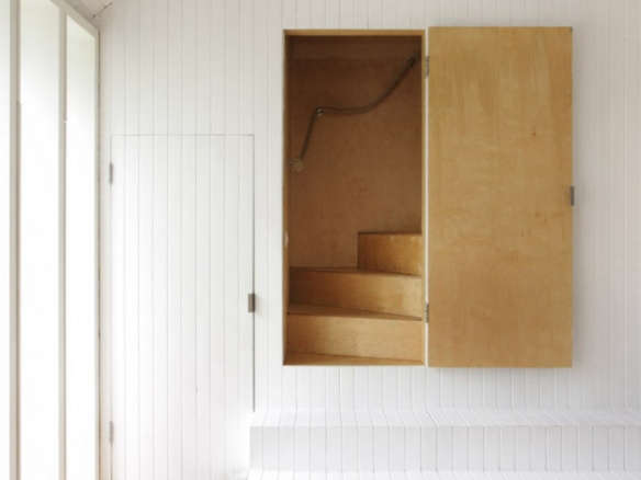 10 Easy Pieces Architects AllTime Favorite Paint Picks portrait 39
